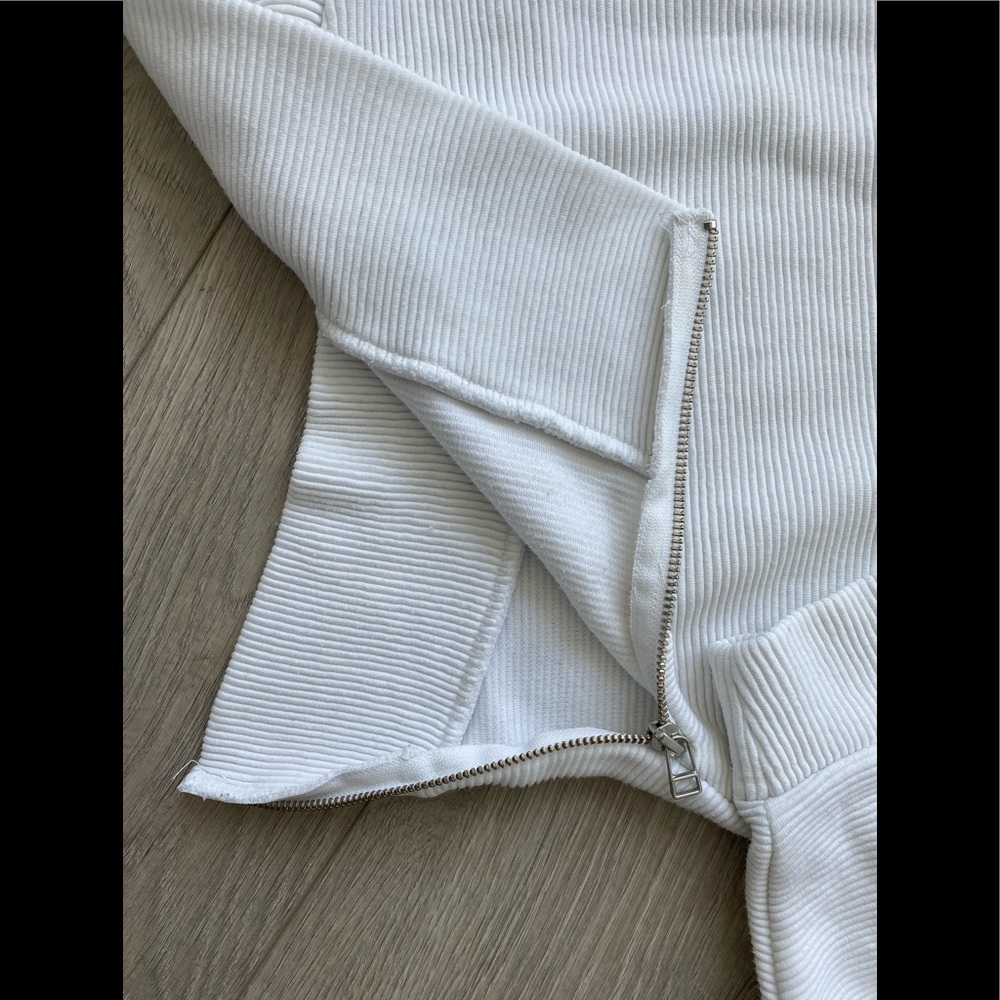 Wilfred Free thick white crop cotton sweat shirt - Picture 4 of 5